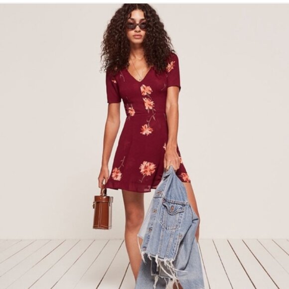 REFORMATION Gabriella Short Sleeve V-Neck Mini Dress size 0/XS - Picture 2 of 5